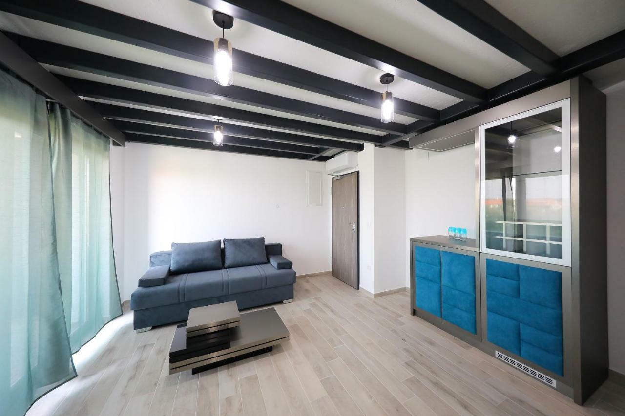 Boutique Residence Cosmopolis 1 Bibinje Exterior foto