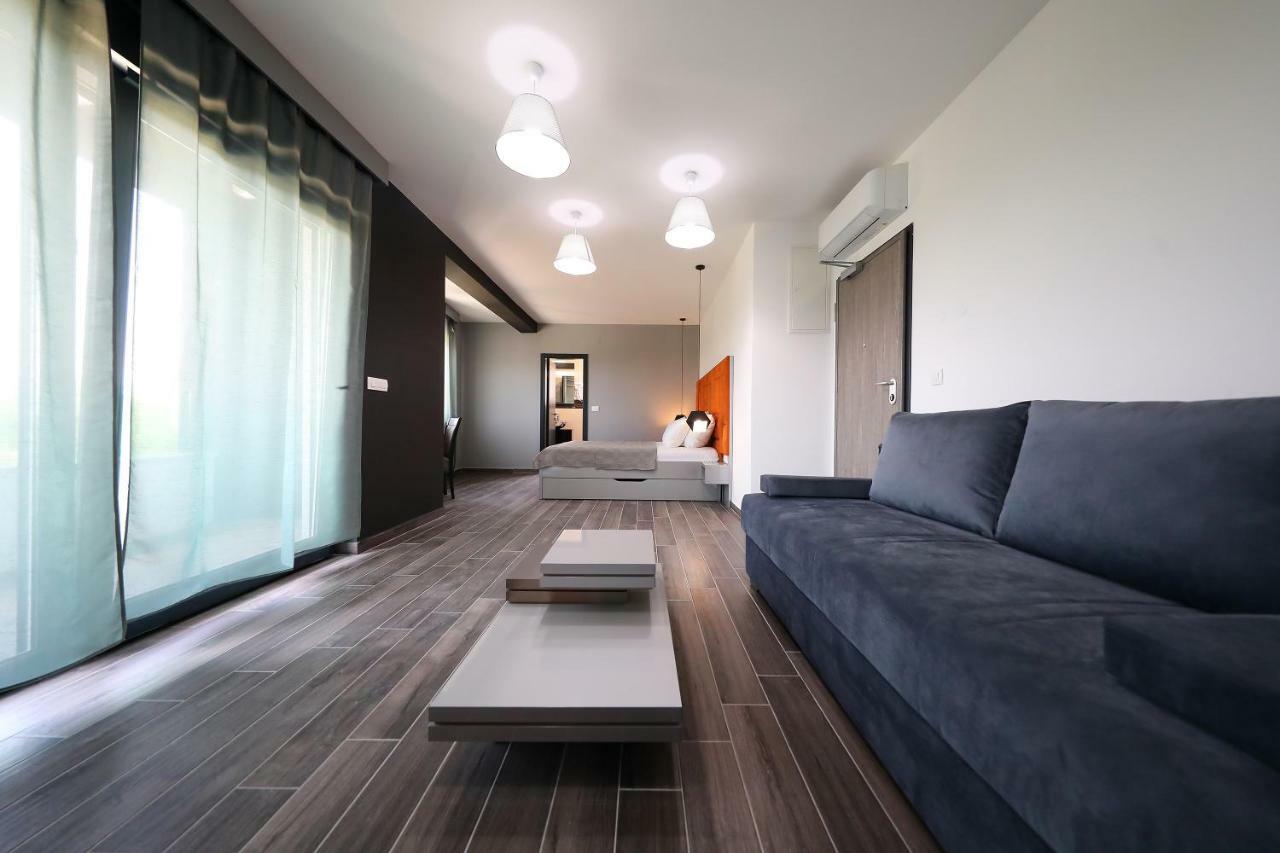 Boutique Residence Cosmopolis 1 Bibinje Exterior foto